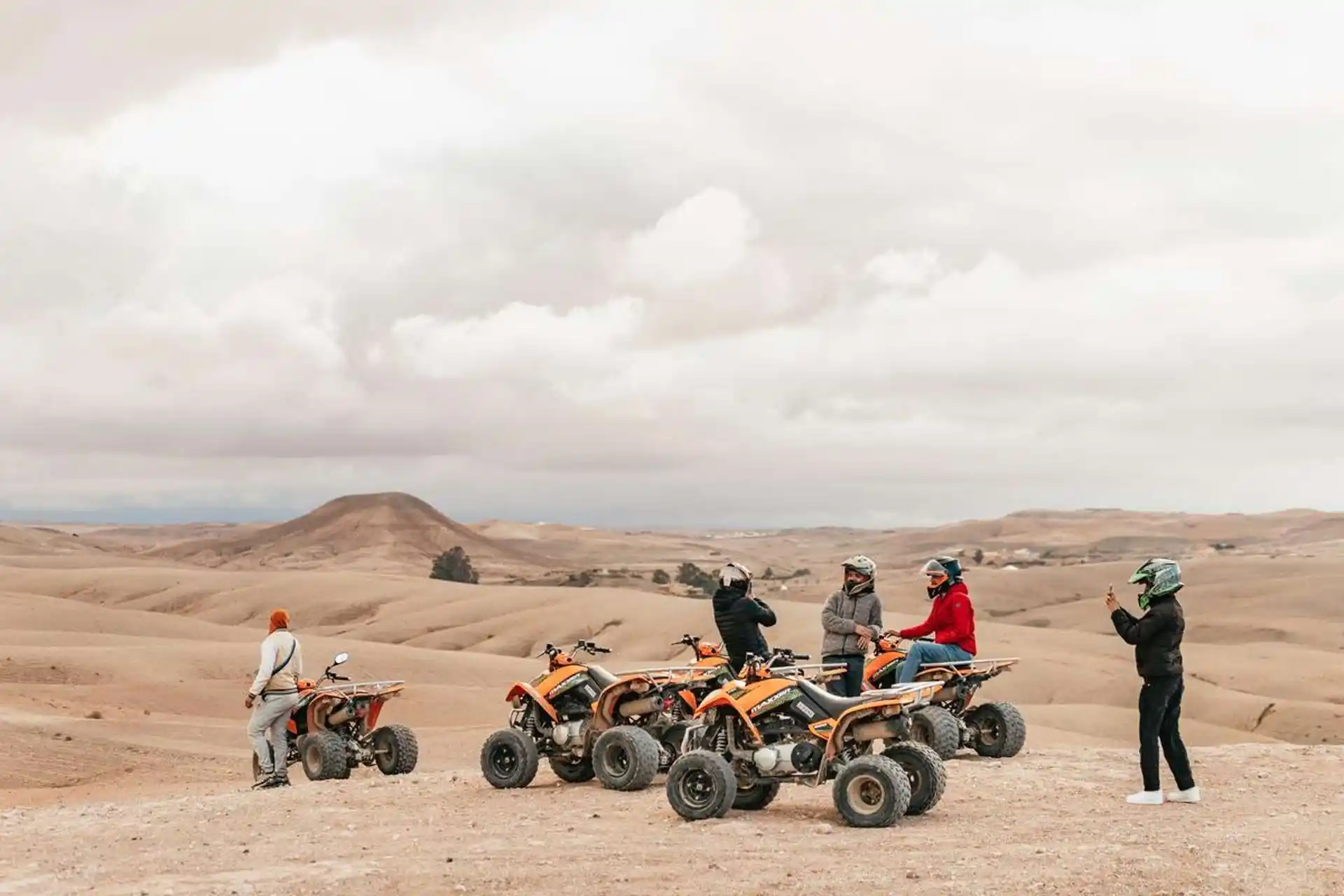 Marrakech: Agafay Desert Quad Biking Tour with Dinner-Show — photo 1